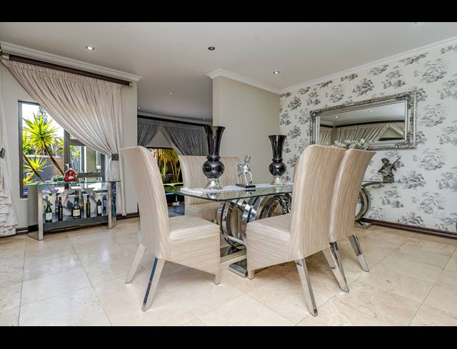 4 BEDROOM FREEHOLD FOR SALE IN SAGEWOOD